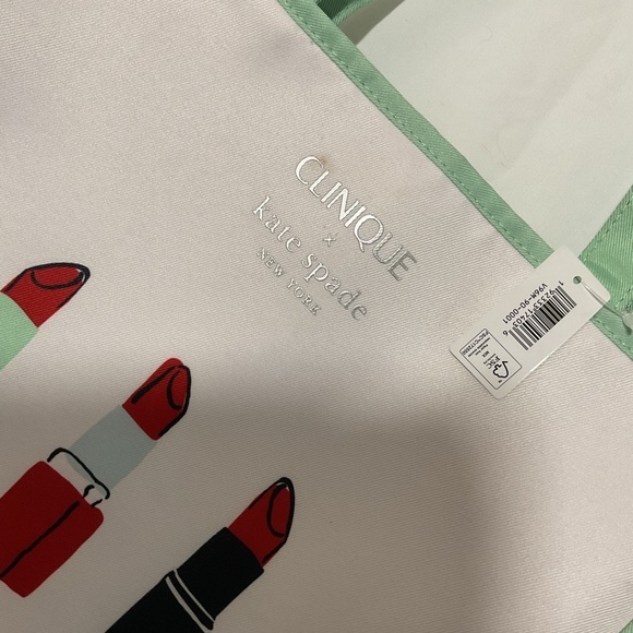 Clinique Kate Spade Lipstick Print Tote in White and Green - Picture 4 of 6